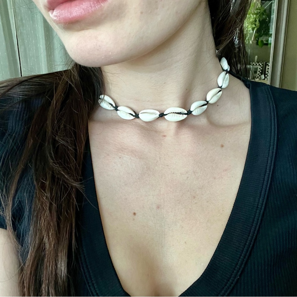 Seashell Choker Necklace